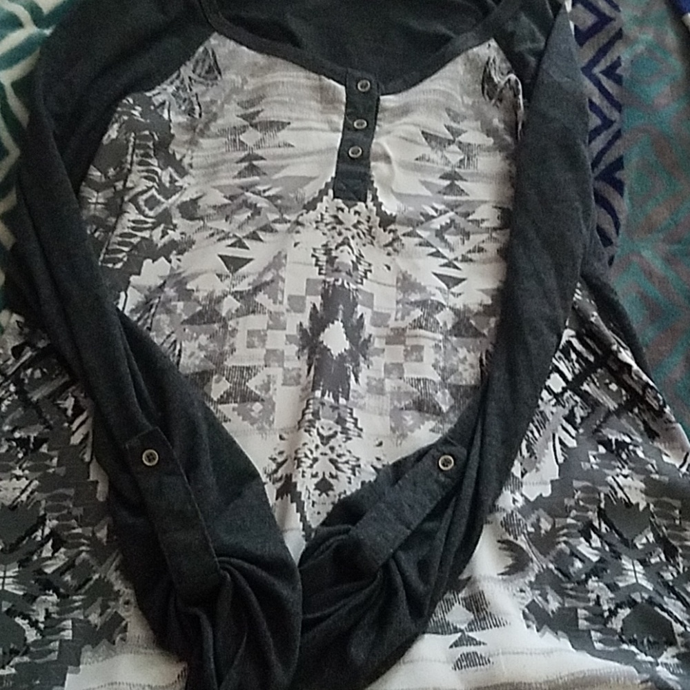 Long sleeve shirt
